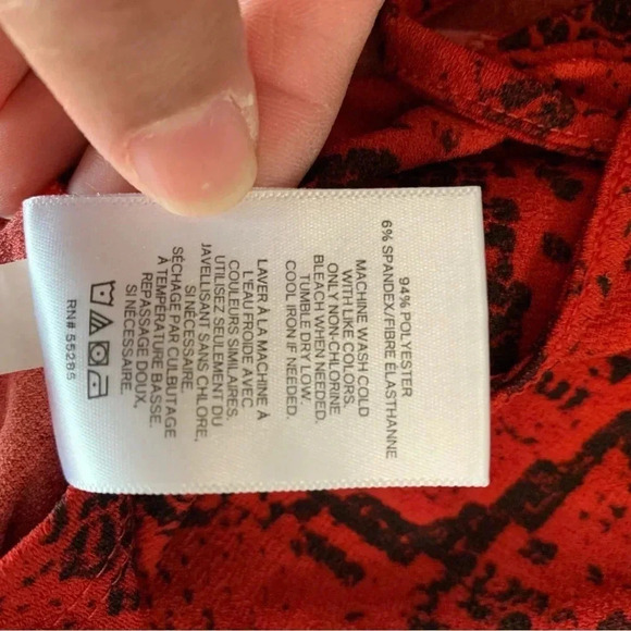 EXPRESS women's XS cropped red blouse with flowy sleeves - Picture 4 of 6